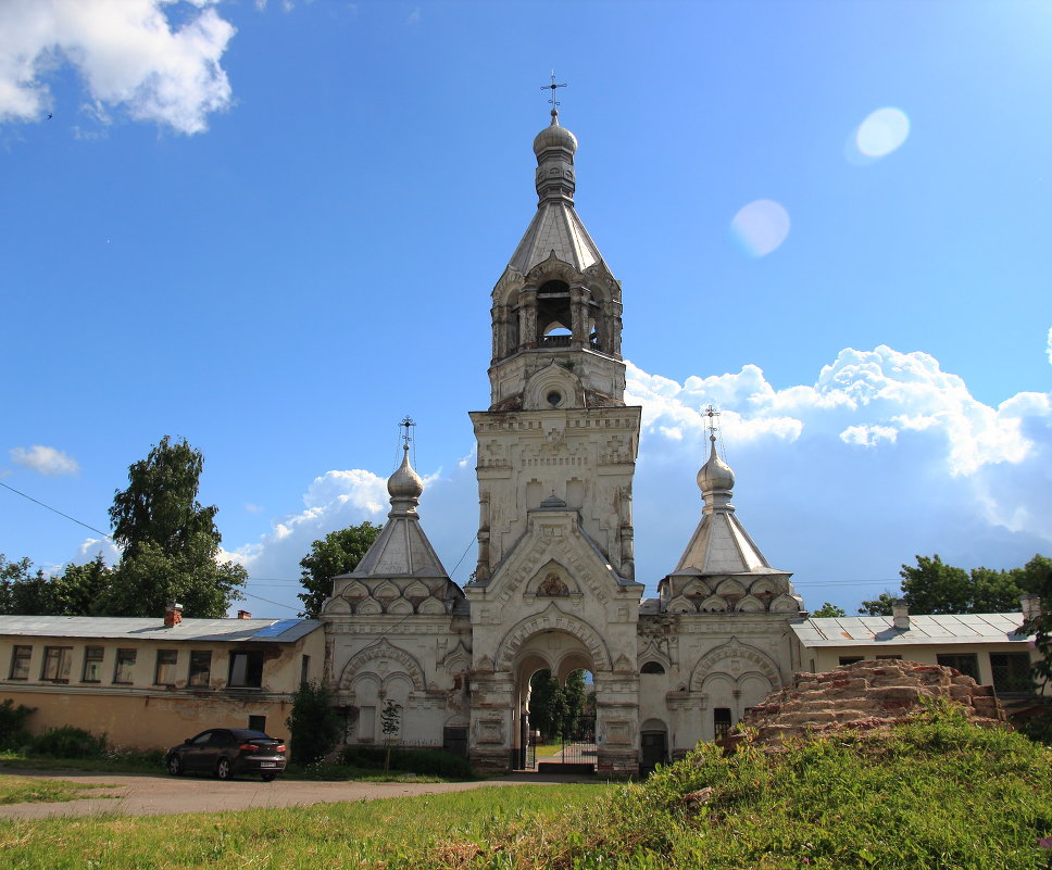 Десятинный монастырь. Западный фасад - Евгений Никифоров