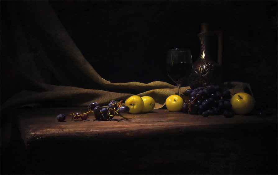 виноград и сливы - Алексей Дивнич