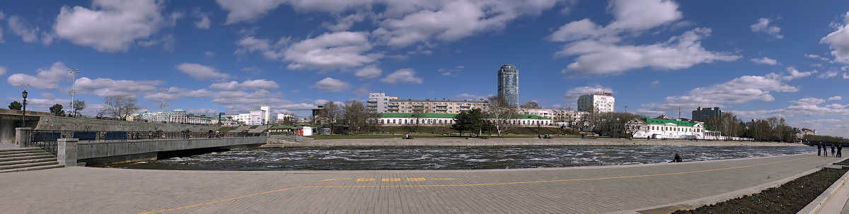 Панорама плотинки. Екатеринбург. - DeDa_Anry Volchin
