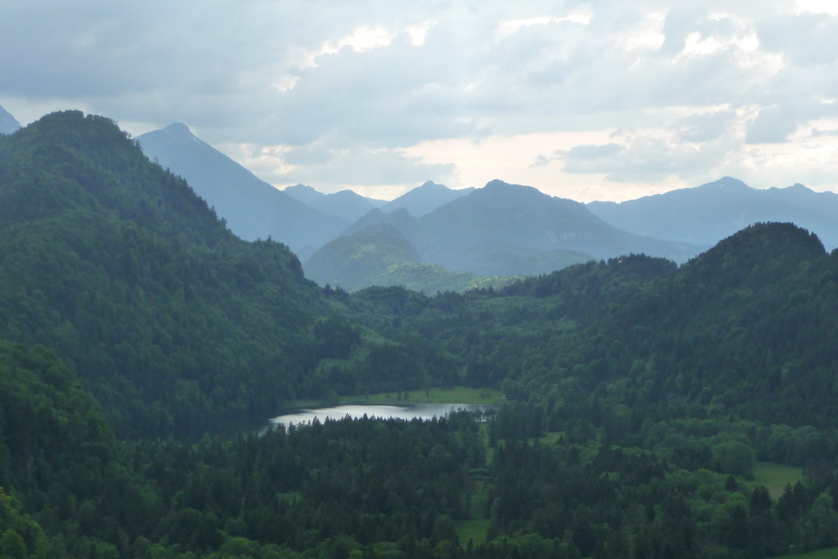 Лебединое озеро в горах Баварии - Eвгения Генерозова