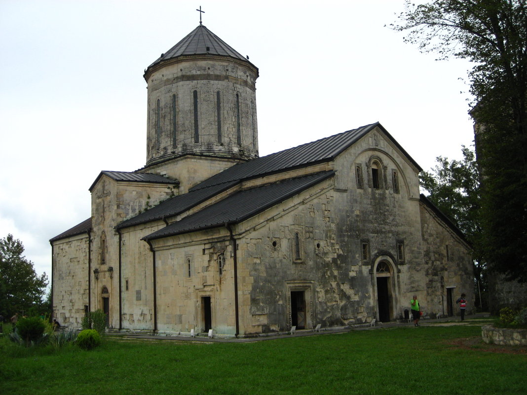 martvili,gruzia kafedralnii xram  7-vek - grigor lordkipanidze 