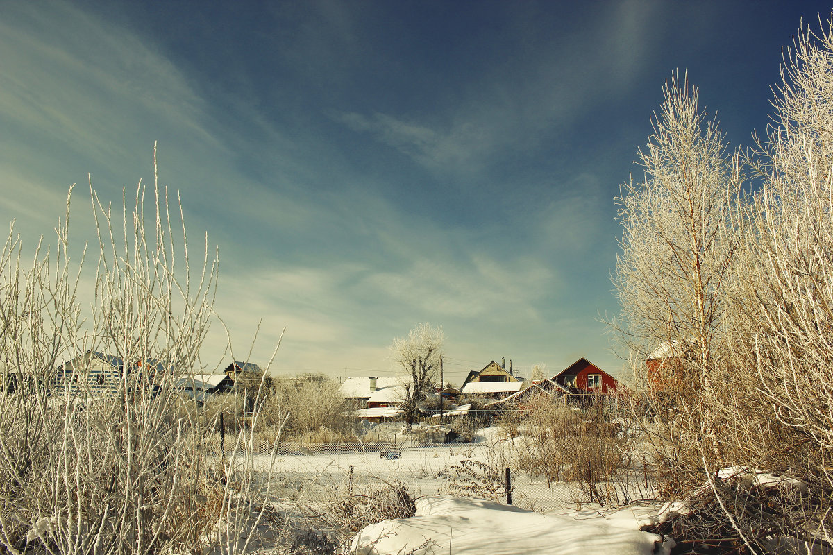 Замёрзшая деревенька - Олег Сонин