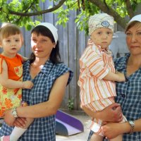 Дети и мамы ИК 2 :: Артём Фалин
