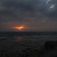 Закат над Средиземноморьем :: Леонид Лившиц