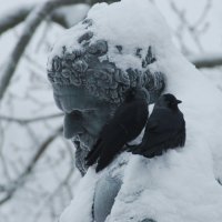 Прошлогодняя зима. Геракл отдыхает. :: Харис Шахмаметьев