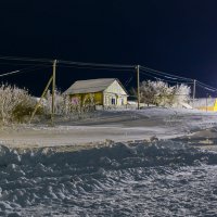 Новогодняя ночь в деревне. Люди! Где вы! :: Олег Помогайбин