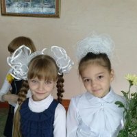 Моя внучка слева :: Елена Скорнякова 