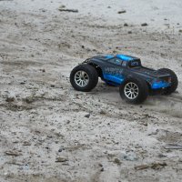 Kyosho :: JohnnyBravo 