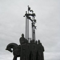 Памятник  Александру Невскому.Псков :: нина Николаева