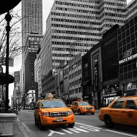 Yellow taxi in New York street :: Евгений Бубнов