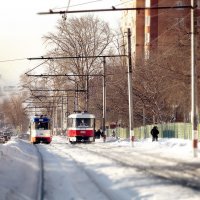 Бежит трамвай по городу :: Петр Сквира