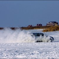 1Дрифтеры на льду залива :: . Олег...