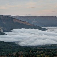 туман в горах :: Николай Ковтун