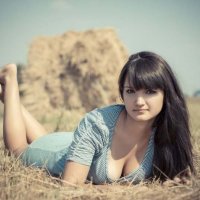 Девушка на сене :: Настёна Рычкова