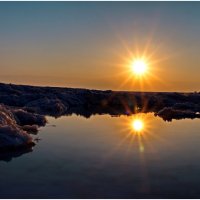 Sunrise over the sea :: Леонид Лившиц