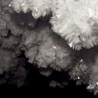 Ледяные кристаллы в пещере :: Сергей Комков
