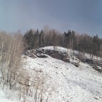 Каменная осыпь под снегом. Река Ай :: OMELCHAK DMITRY 
