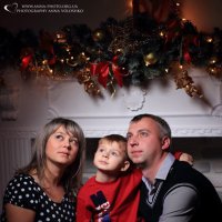 Семейная фотосессия в студии под Новый год :: Анна Волошко