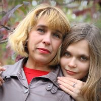 Мама и дочь :: Антуан Мирошниченко