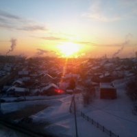 Замерзший город на рассвете :: Зинаида Ермакова
