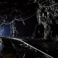 Свет в конце тоннеля, шахта под Екб :: Данил Антонов