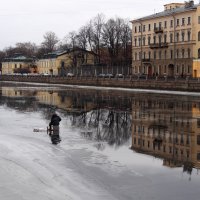 На набережной реки Фонтанки. 23 февраля. :: Юрий Никитин