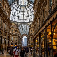 Italy, Milan :: Gregory Regelman