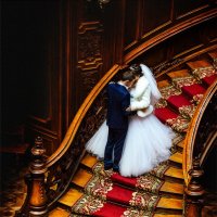 love on the stairs :: Сергей Синило