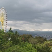 Парк Мтацминда в Тбилиси :: Елена Кислых