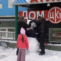 фирменный снеговик :: Галина Даниленко