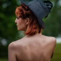 Шляпа :: Юлия Астратенко