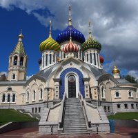 Храм в Переделкино :: Сергей Михальченко
