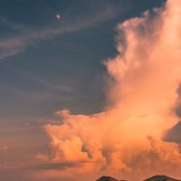 Закатное небо :: Natalia Tselemegou