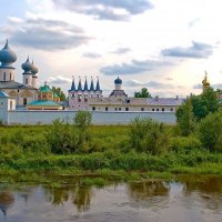 Тихвинский Богородичный Успенский мужской монастырь :: Евгений Пешков