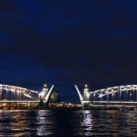 Большой Охтинский мост :: Руслан Кадеркаев