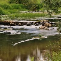 Водопад у бывшей мельницы :: Людмила Быстрова