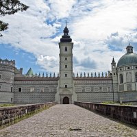 Old road to Castle :: Roman Ilnytskyi