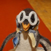 Войлочный пингвин :: Алексей Golovchenko