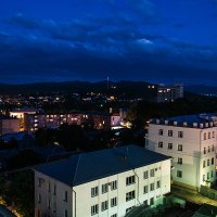 Вид из окна-ночь :: Юрий Губков