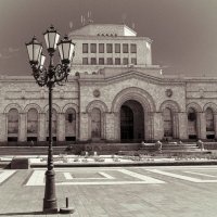 Ереван :: Arthur Kharakhashian