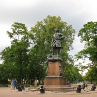 Памятник Петру I в Петровском парке Кронштадта. :: ТАТЬЯНА (tatik)