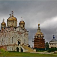 храмы монастырские :: Дмитрий Анцыферов