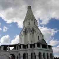 Церковь Вознесения в Коломенском :: Станислав Ковалев