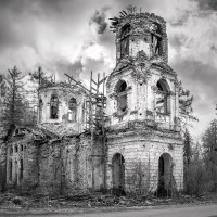 О чем молчат разрушенные храмы?.. :: Сергей Костенко