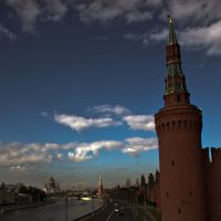 Стены древнего Кремля... :: Николай Клементьев
