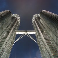 Башни Петронас, Куала-Лумпур, Малайзия :: Tanya Petrosyan
