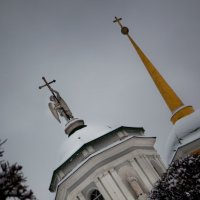 Колокольня с церковью :: Kirill Osin