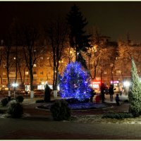 Маленький скверик.. :: Наталья Честных