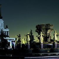 Золото народов в ночи! :: Иван Бушуев