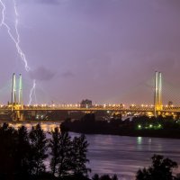 В Петербурге сегодня гроза :: Николай Т